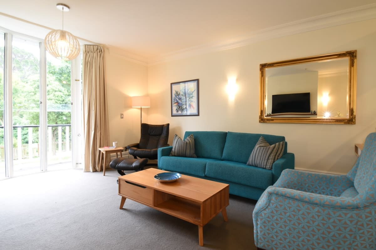 mxmaubnzcagludaefwmo